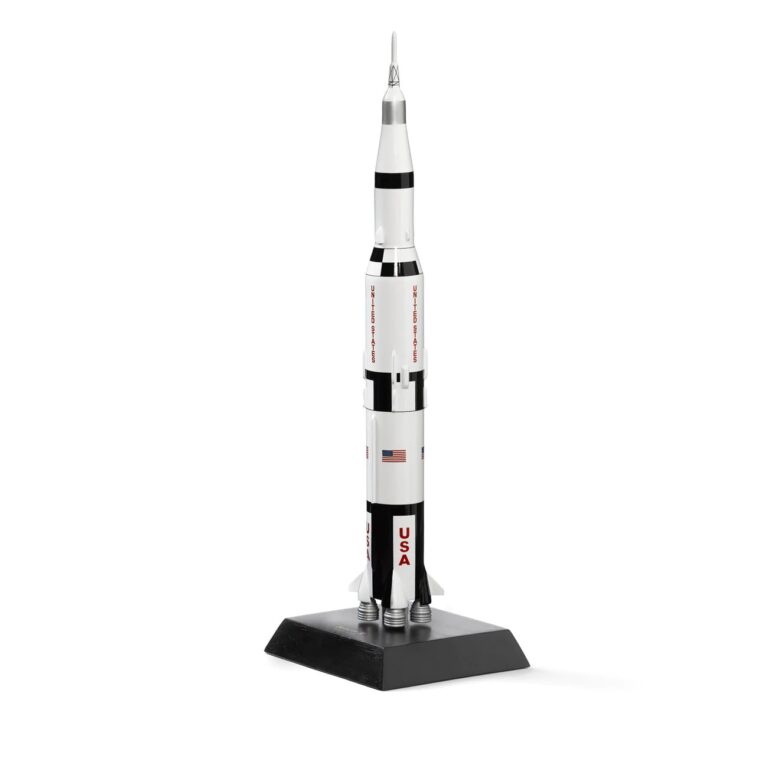 SATURN V rocket model